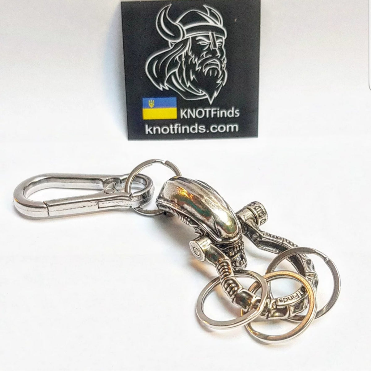 Xenomorph Talisman Keychain, Alien Creature Keychain, Sci Fi Horror