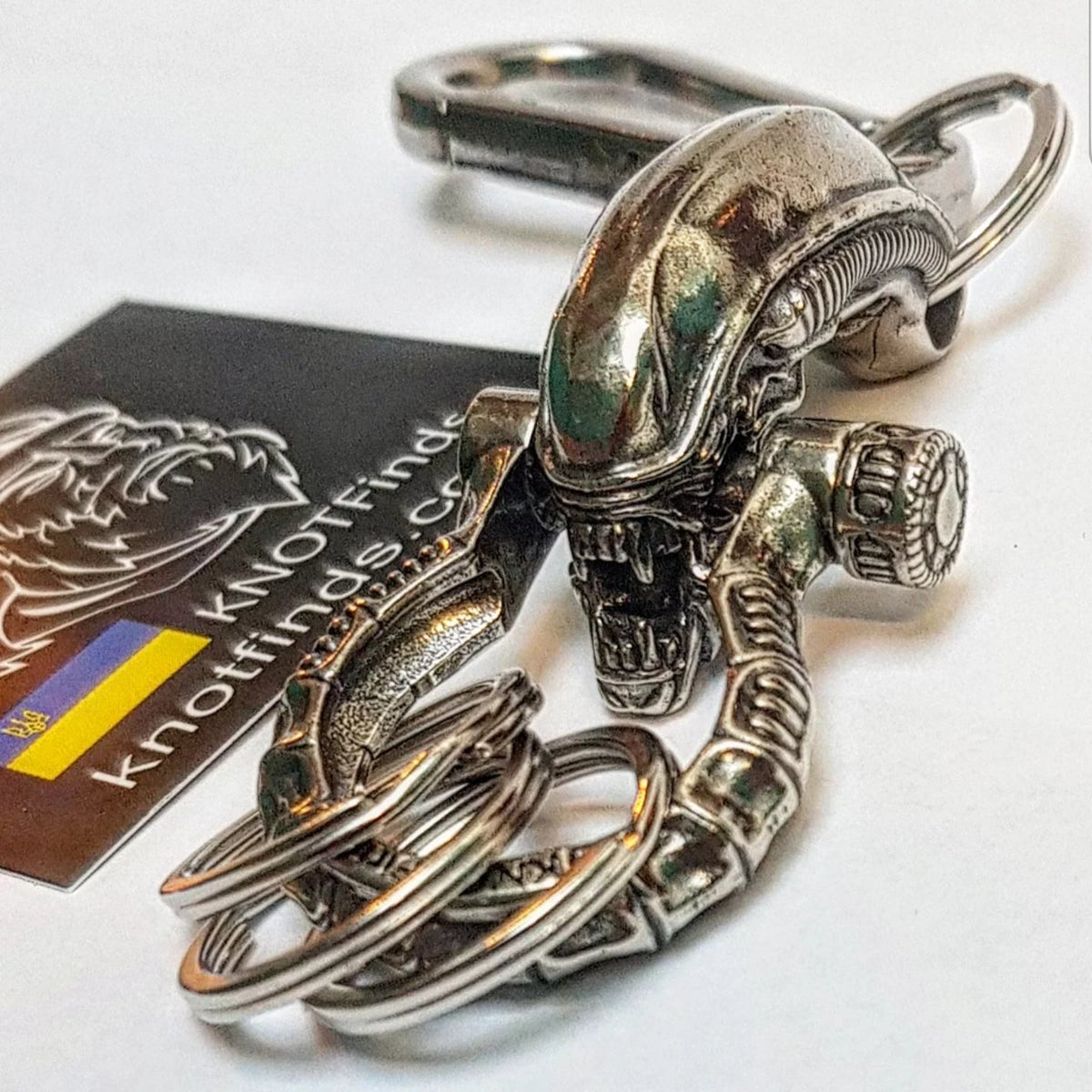 Xenomorph Talisman Keychain, Alien Creature Keychain, Sci Fi Horror