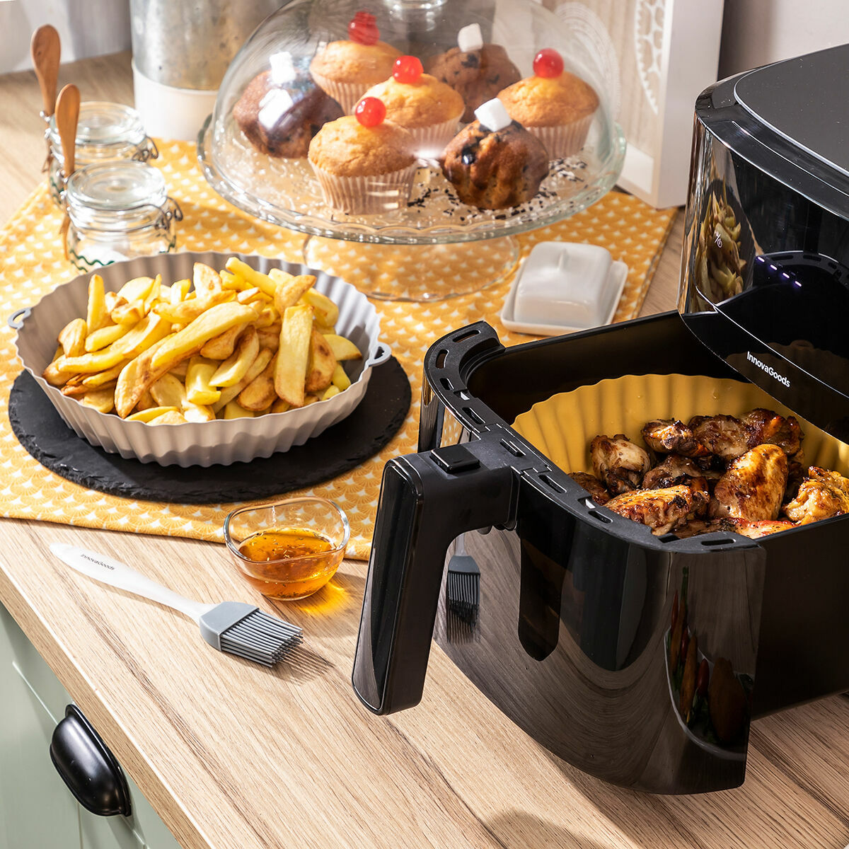 Set of 4 Silicone Baskets with Handles for Air Fryer and 2 Kitchen