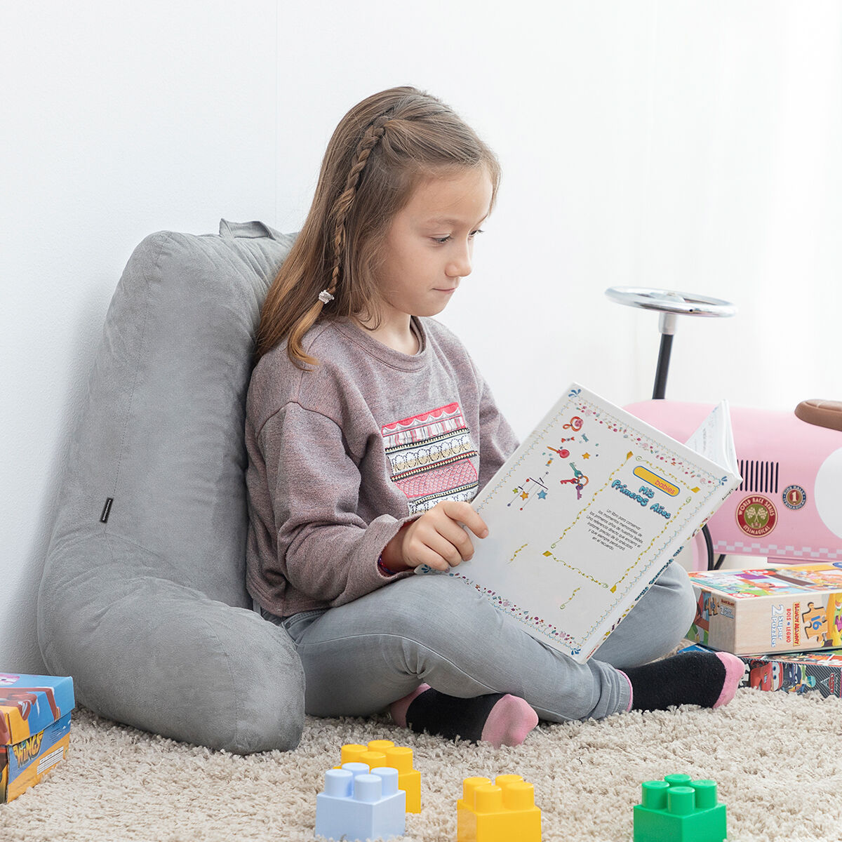 InnovaGoods Folding Side Table & Reading Pillow with Armrests Set