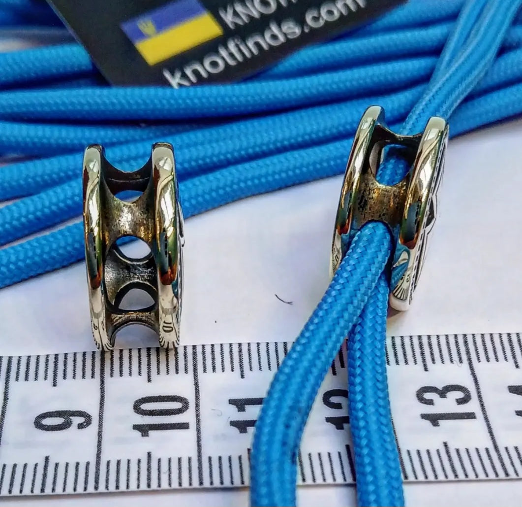 Brass round bead Templar Crosd